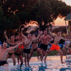 Été -  Ado Holiday Camp