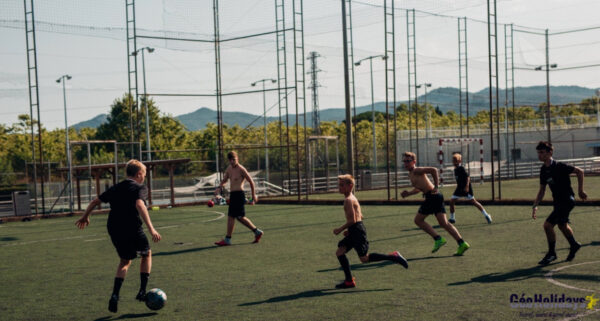 Toussaint  -  Camp Football – Image 5