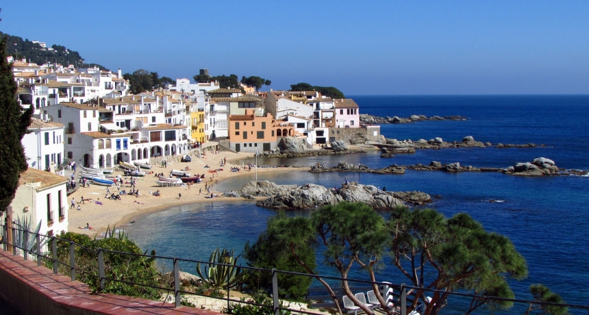 calella-818129_1920-860x460_c